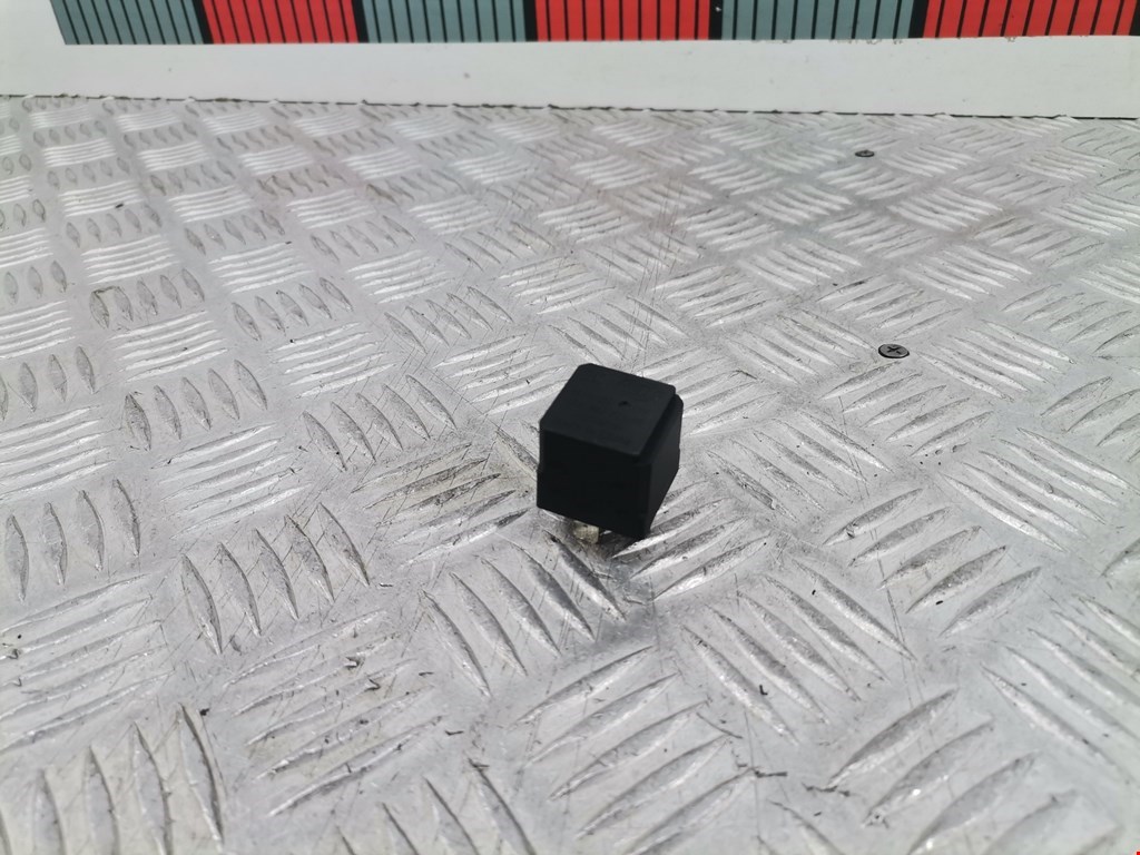 Реле OPEL Meriva B 2010-2018