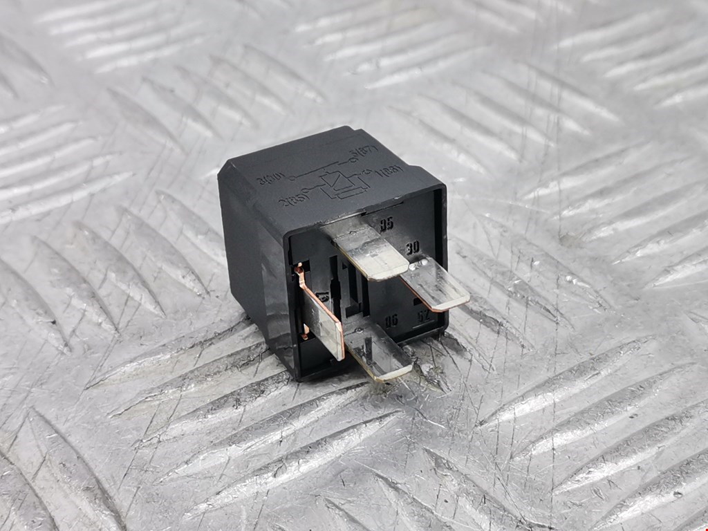 Реле OPEL Meriva B 2010-2018