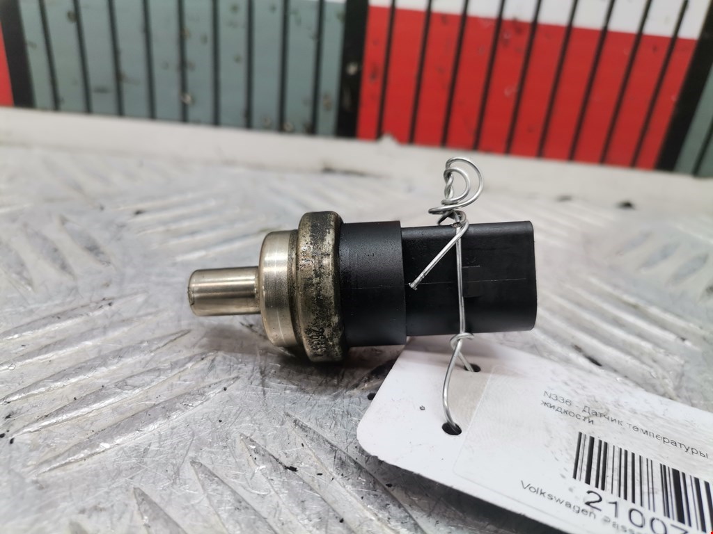 Датчик температуры (охлаждающей жидкости) VOLKSWAGEN Passat B5 1997-2005