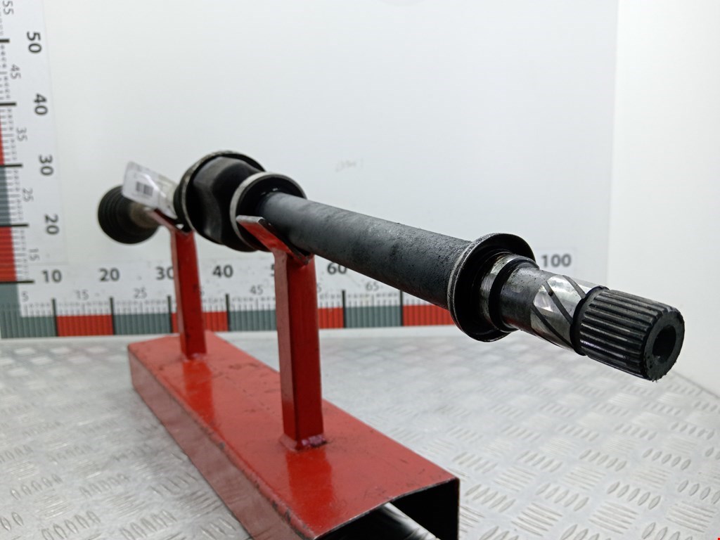 Полуось (привод, приводной вал) передняя правая RENAULT Scenic II 2003-2010