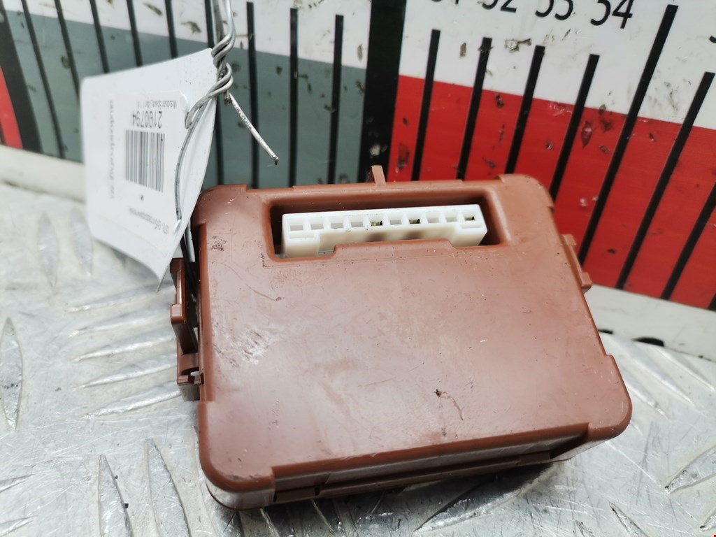 Датчик уровня в бачок омывателя MITSUBISHI Space Star 1999-2006