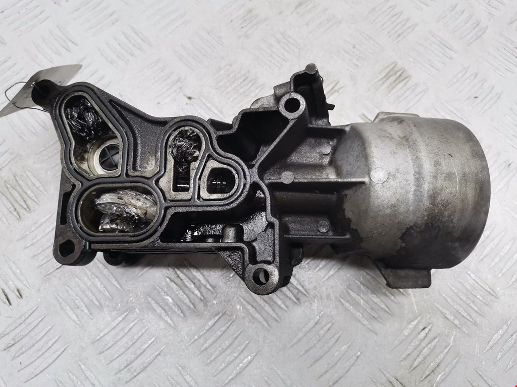 Корпус масляного фильтра FIAT Grande Punto 2005-2009