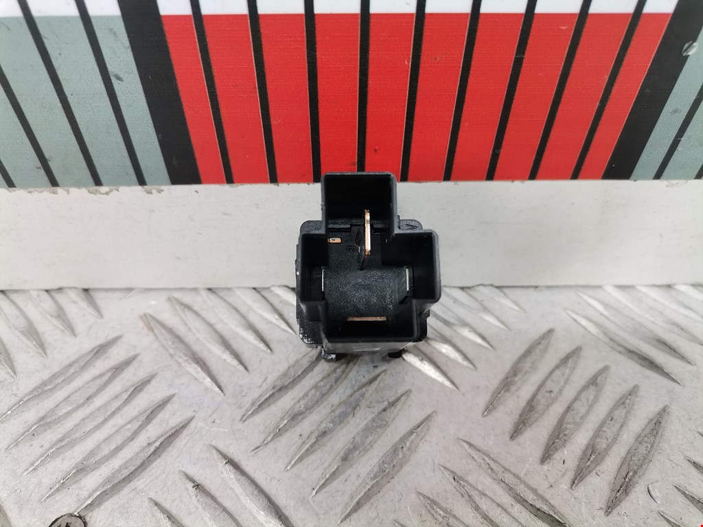 Реле RENAULT Koleos HY 2008-2016