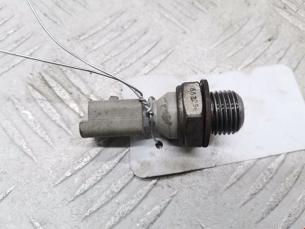 Датчик давления масла PEUGEOT 4007 2007-2012