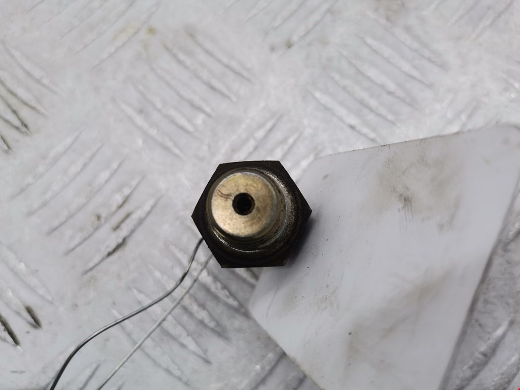 Датчик давления масла OPEL Signum 2003-2008