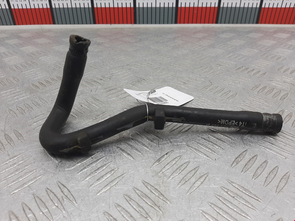 Трубка системы охлаждения AUDI A4 B5 1995-2001