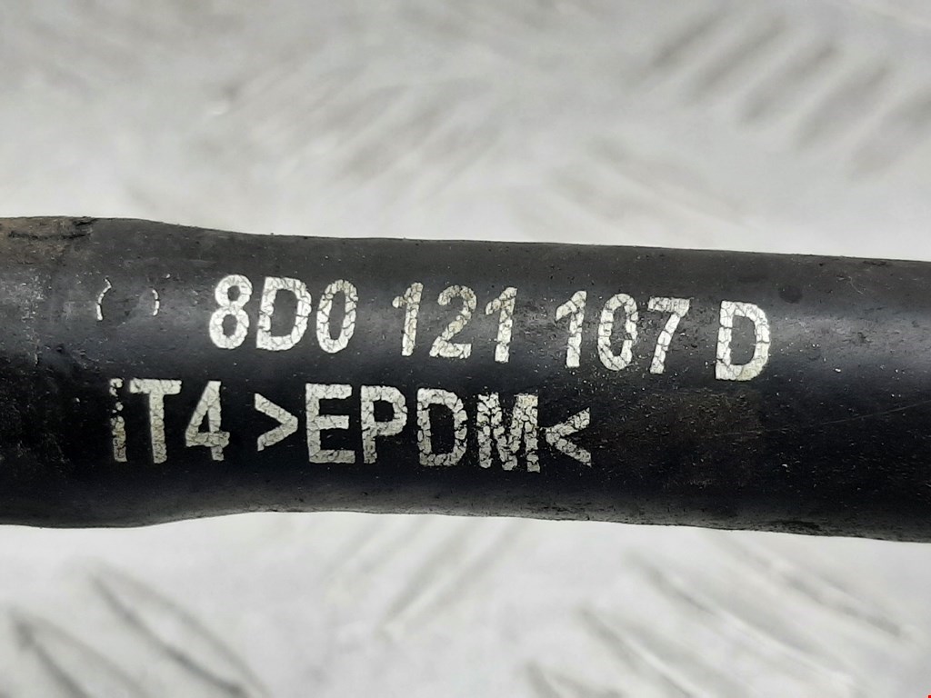 Трубка системы охлаждения AUDI A4 B5 1995-2001