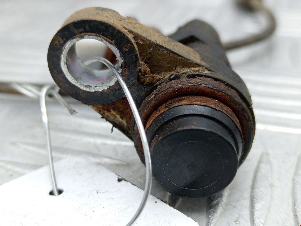 Датчик ABS задний левый MITSUBISHI L200 KB 2006-2015