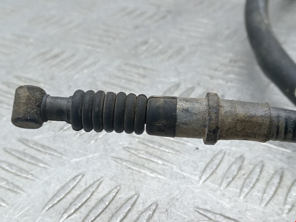 Трос стояночного тормоза левый/правый MITSUBISHI L200 KB 2006-2015