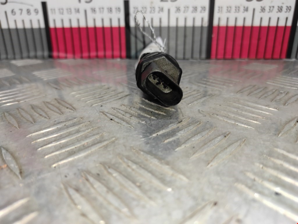 Датчик скорости VOLKSWAGEN Polo III 1994-2001