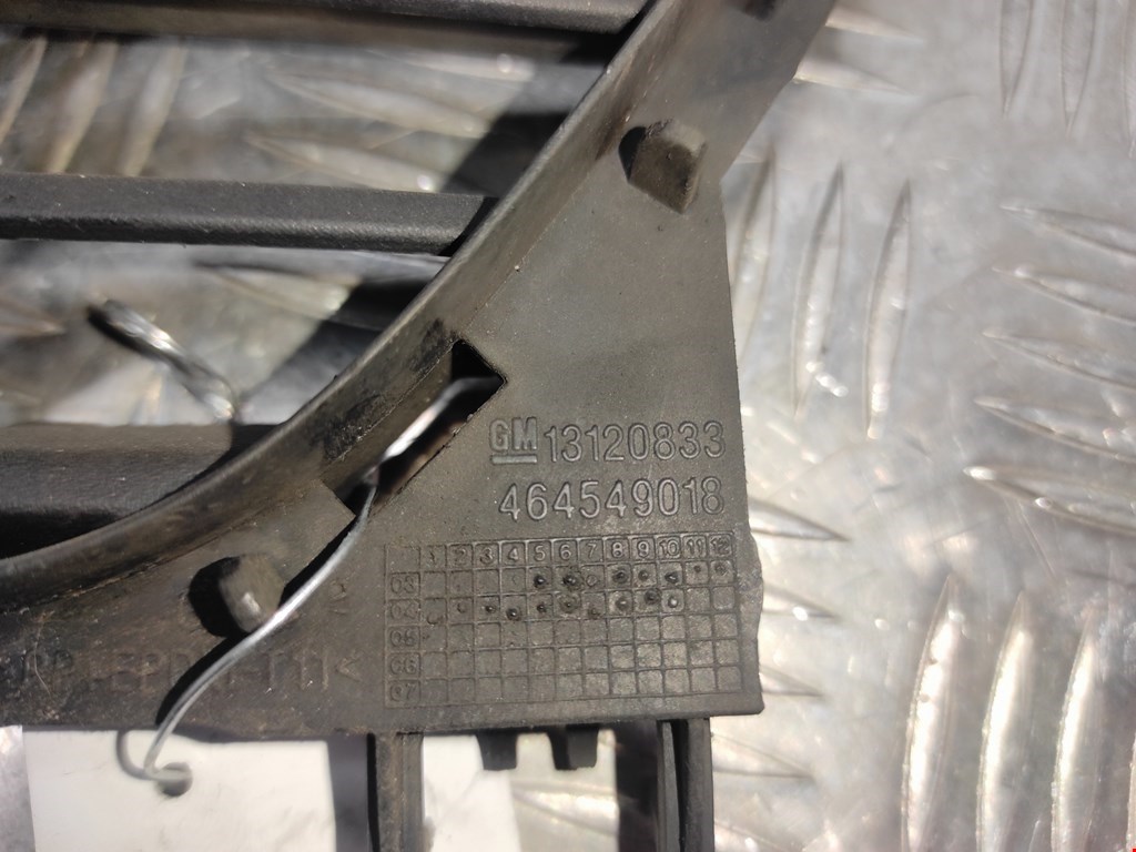 Решетка в бампер OPEL Combo C 2001-2011