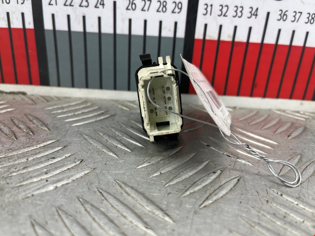 Кнопка стеклоподъемника RENAULT Laguna 2001-2007