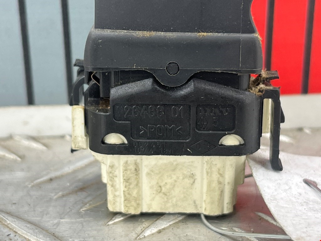 Кнопка стеклоподъемника RENAULT Laguna 2001-2007