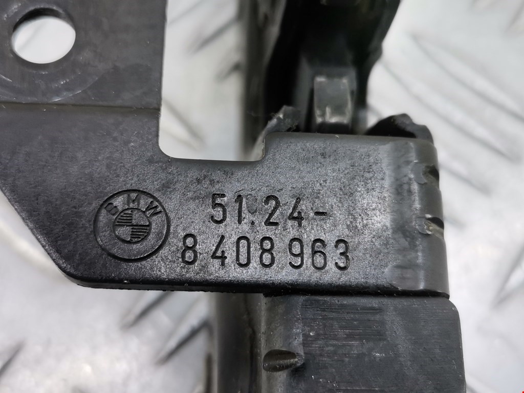 Замок багажника (крышки двери) BMW X5 E53 1999-2006