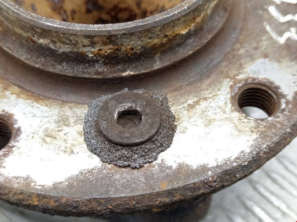 Ступица передняя левая/правая BMW 3er E90/E91 2005-2012