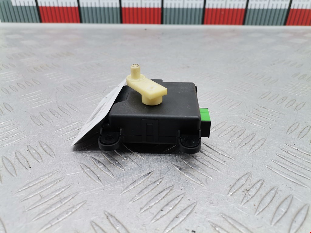 Моторчик заслонки печки HONDA Civic 2001-2005