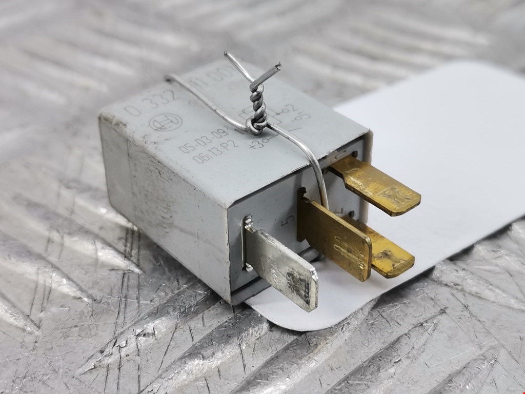 Реле TOYOTA Avensis 2003-2008