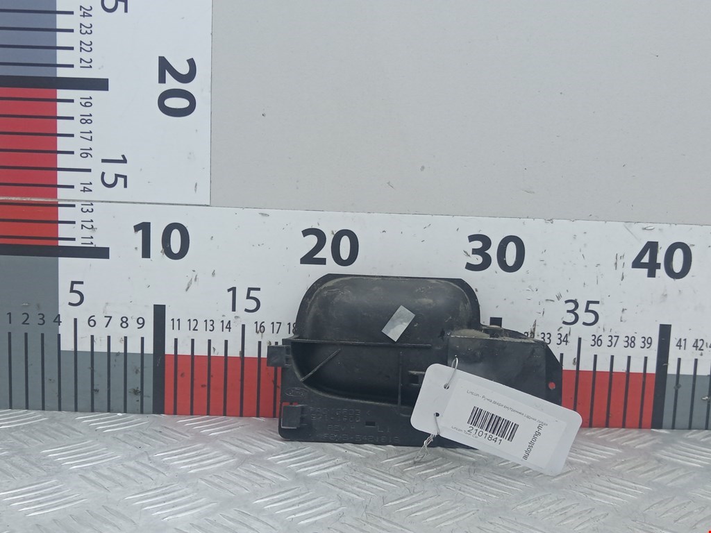 Ручка дверная задняя внутренняя левая LINCOLN Town Car III 1997-2011