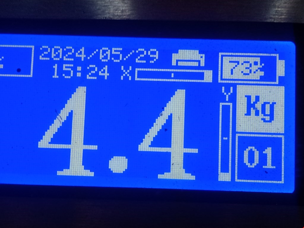 Стекло двери заднее левое LINCOLN Town Car III 1997-2011