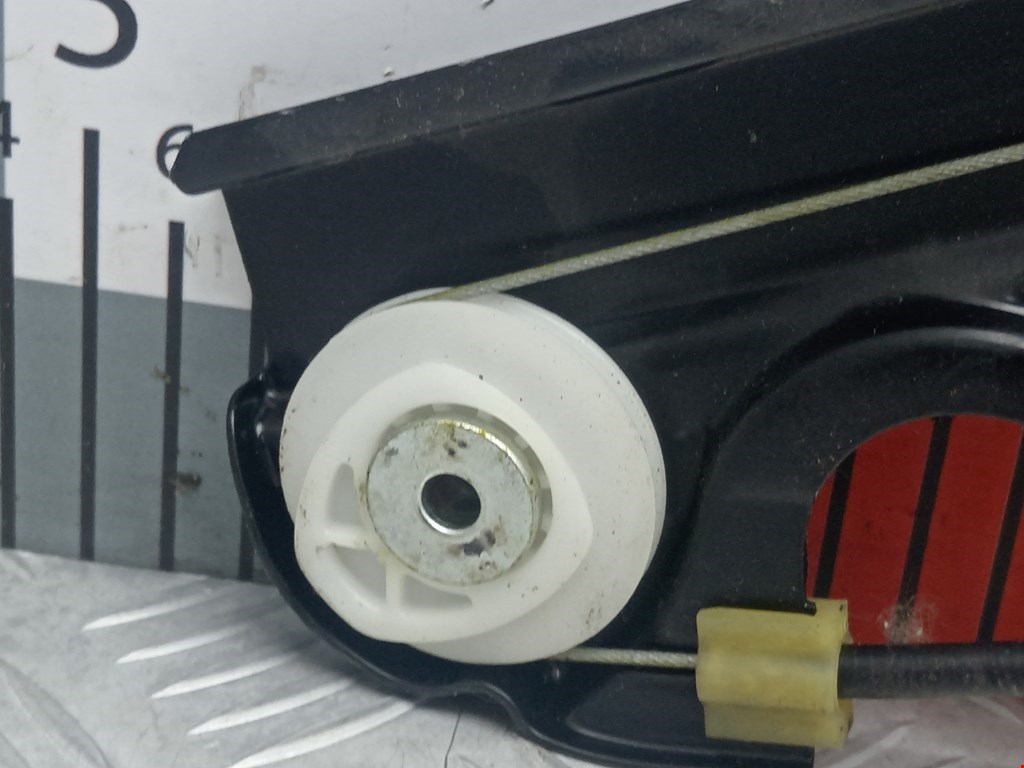 Стеклоподъемник задний левый BMW 5er 5 серия E60/E61 2003-2010