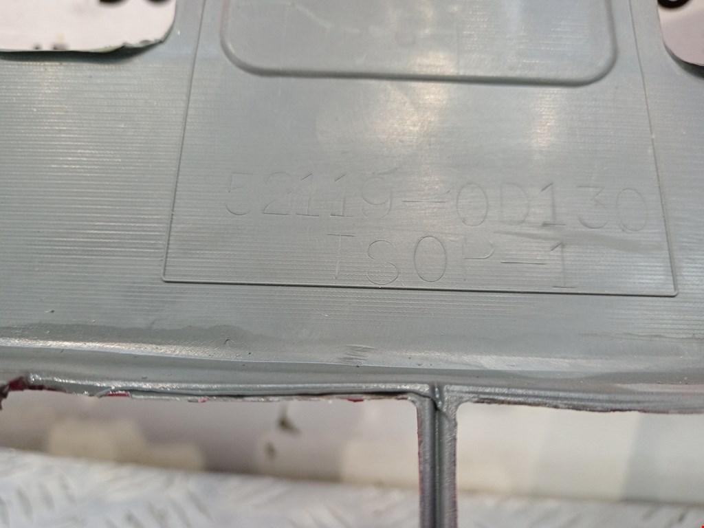 Бампер передний TOYOTA Yaris 1999-2005