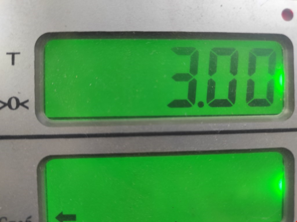 Обшивка двери передняя правая RENAULT Scenic I 1996-2003