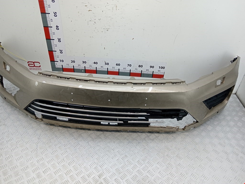 Бампер передний VOLKSWAGEN Touareg 2010-2018