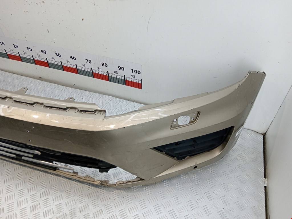 Бампер передний VOLKSWAGEN Touareg 2010-2018