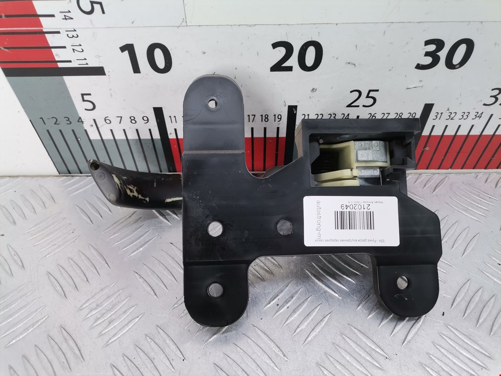 Ручка дверная передняя внутренняя левая NISSAN Armada 2003-2016