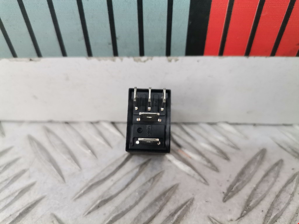 Реле JEEP Grand Cherokee WK 2004-2010