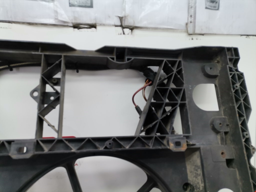 Диффузор (кожух) вентилятора RENAULT Master 1998-2010