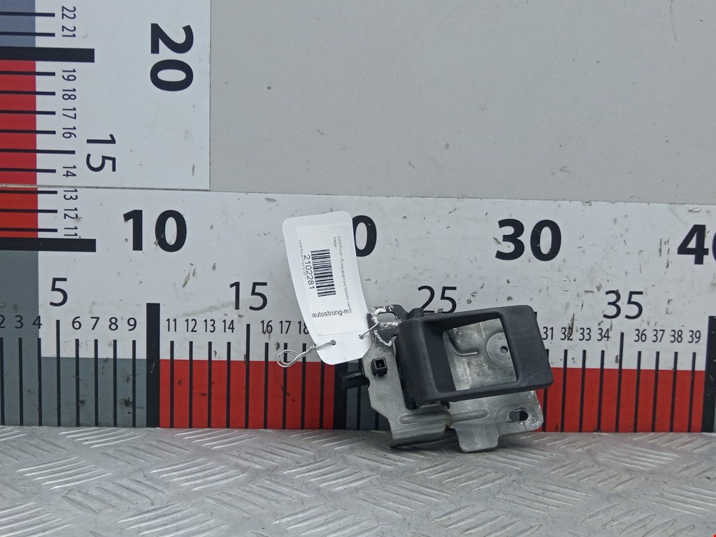 Ручка дверная задняя внутренняя левая LAND ROVER Freelander I 1998-2006