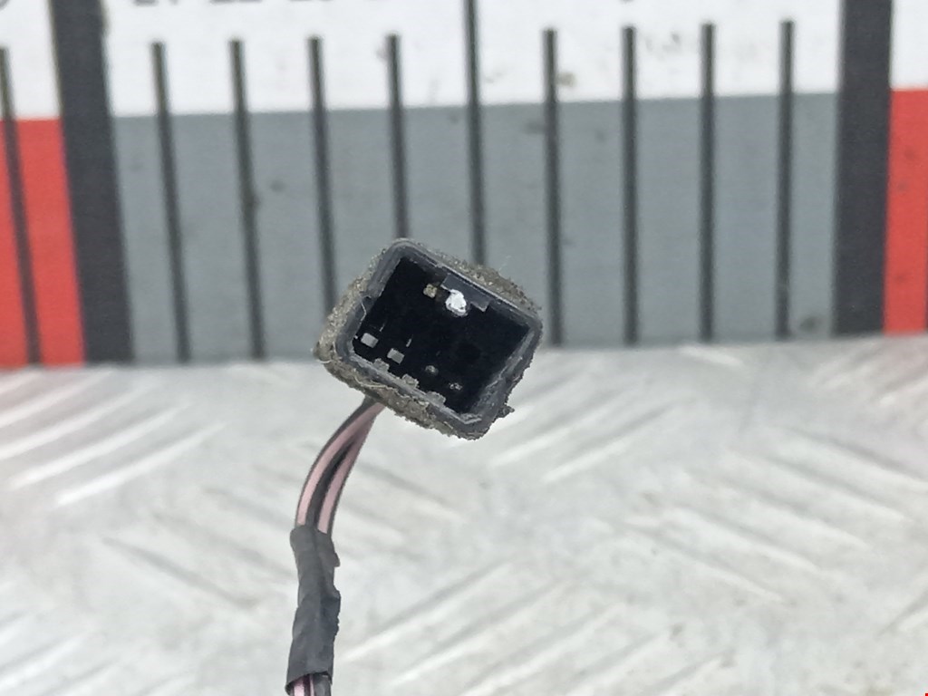 Кнопка стеклоподъемника MAZDA Millenia 1995-2002