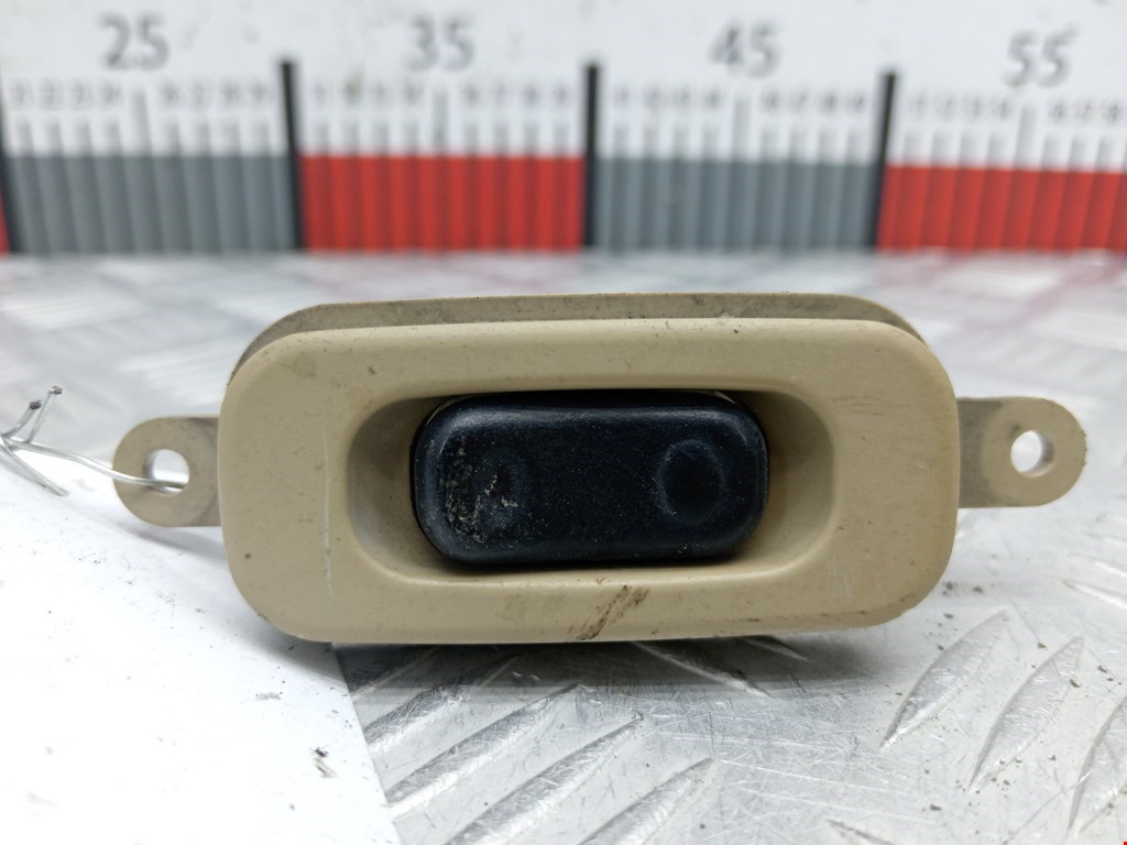 Кнопка стеклоподъемника MAZDA Millenia 1995-2002