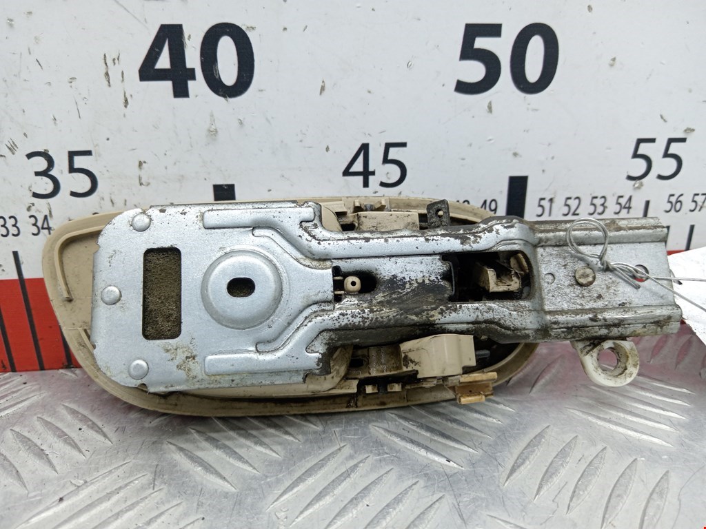 Ручка дверная задняя внутренняя левая MAZDA Millenia 1995-2002