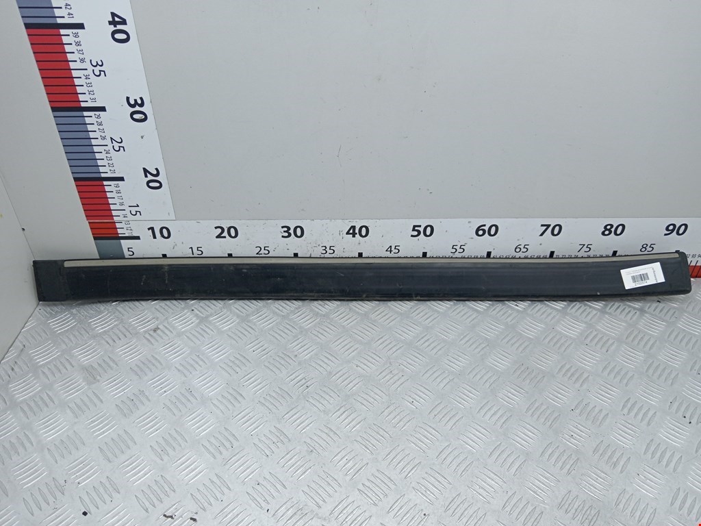 Накладка (молдинг) двери передней левой Peugeot 405 (1987-1995)