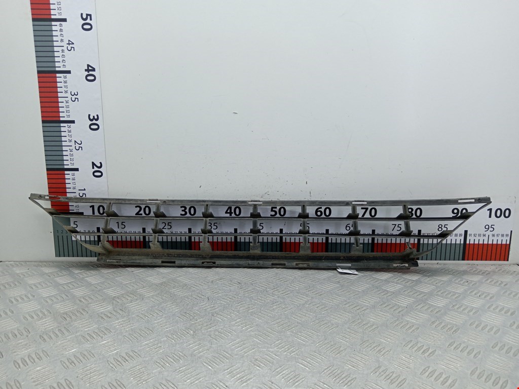 Решетка в бампер VOLVO XC60 I 2008-2017