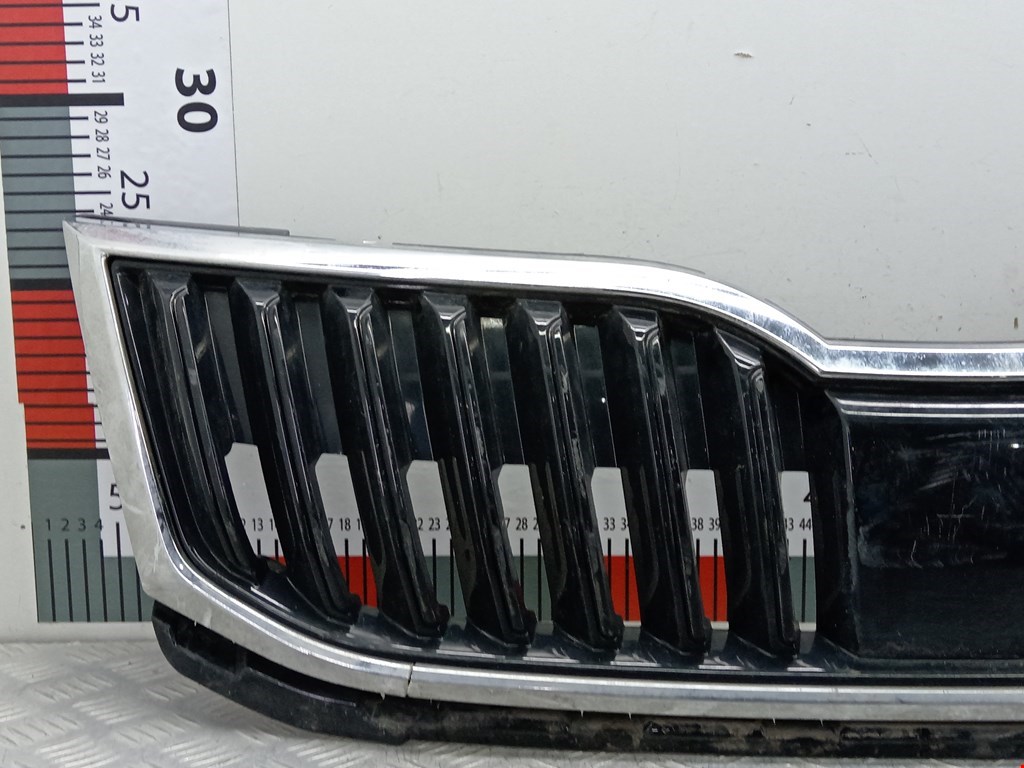 Решетка радиатора SKODA Octavia A7 2013-2020