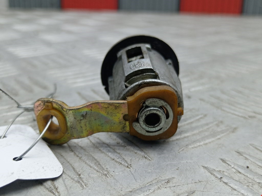 Вставка замка багажника CITROEN Berlingo 1996-2012