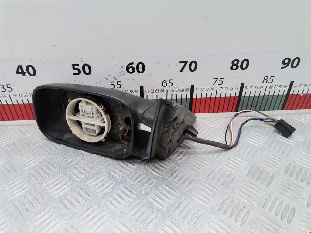 Зеркало левое VOLKSWAGEN Passat B3 1988-1993