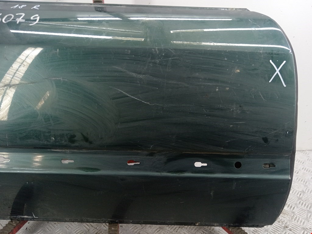 Дверь передняя правая AUDI A8 D2 1994-2002