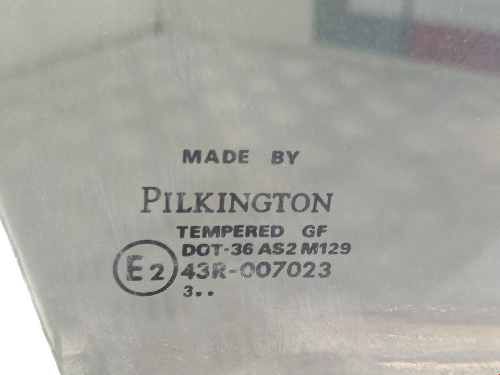 Стекло двери переднее правое ALFA ROMEO 156 1997-2007