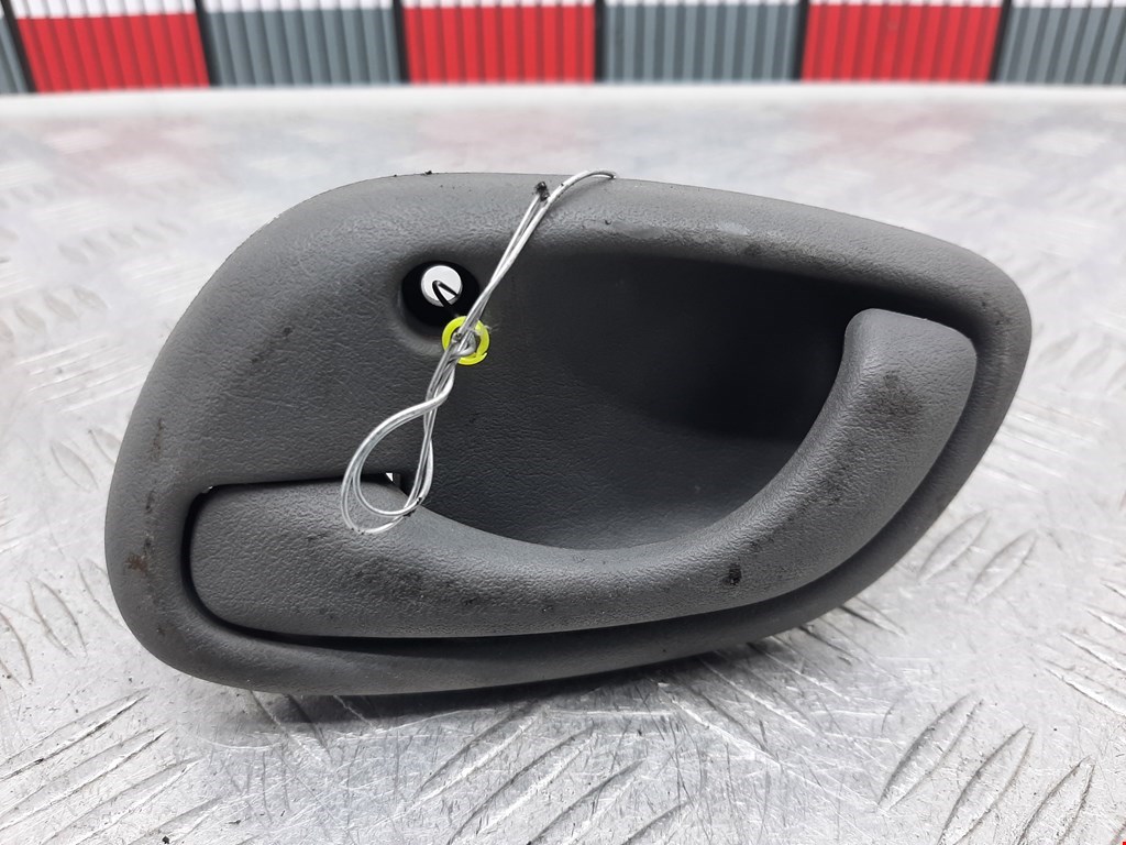 Ручка дверная задняя внутренняя левая OPEL Agila A 2000-2007