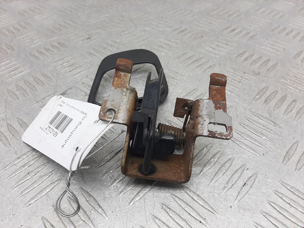 Ручка дверная передняя внутренняя правая PONTIAC Trans Sport 1989-1996