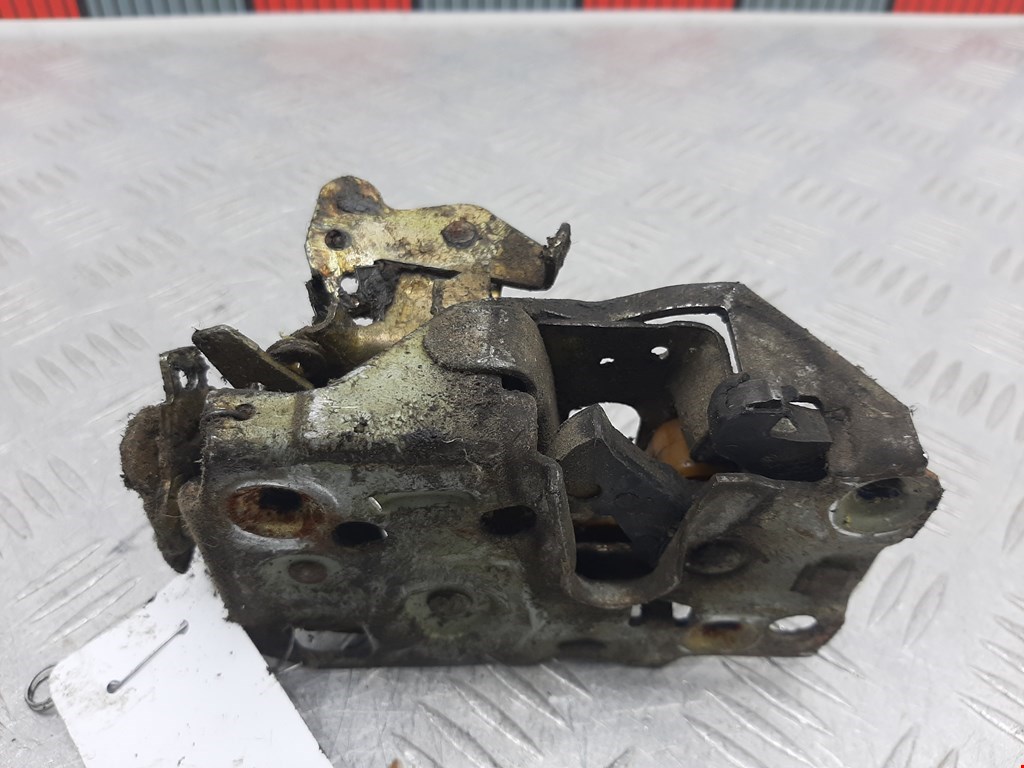 Замок двери передней левой PONTIAC Trans Sport 1989-1996