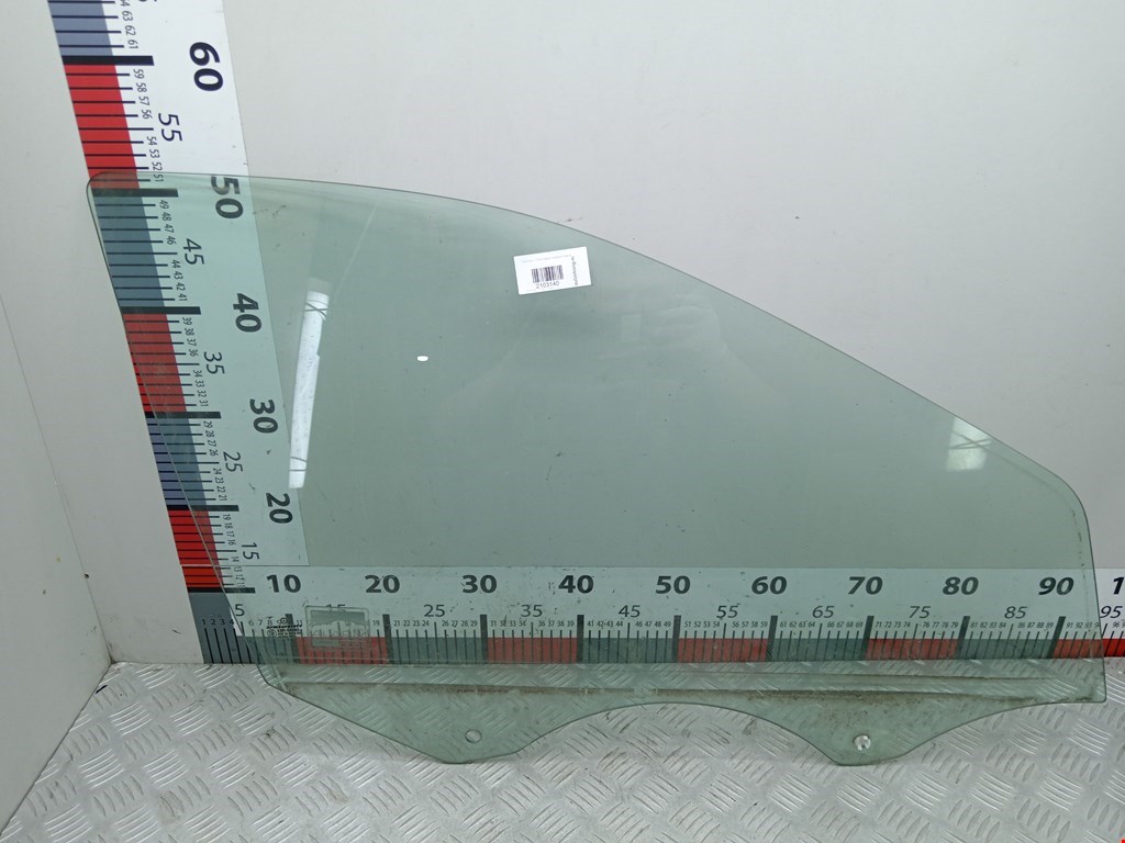 Стекло двери переднее правое MERCEDES-BENZ C-Class C-klasse W203 2000-2007