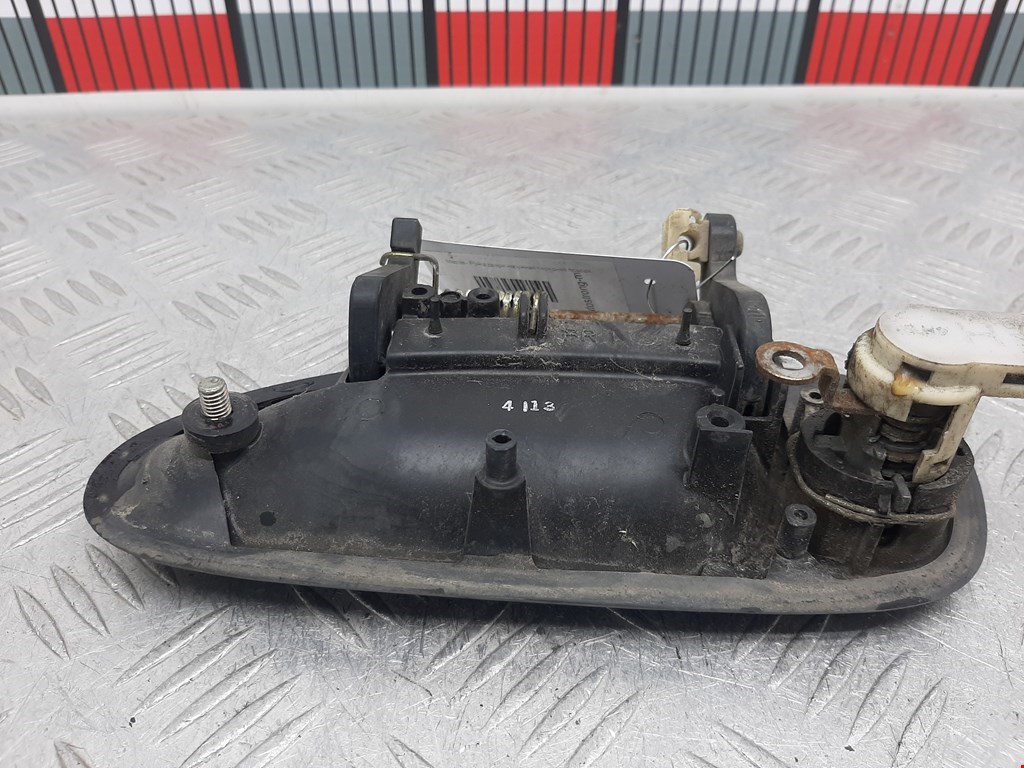 Ручка двери передней наружная правая MAZDA 323 BA 1994-1998