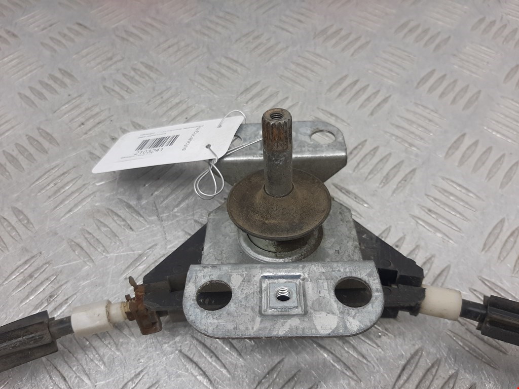 Стеклоподъемник задний правый VOLKSWAGEN Passat B3 1988-1993