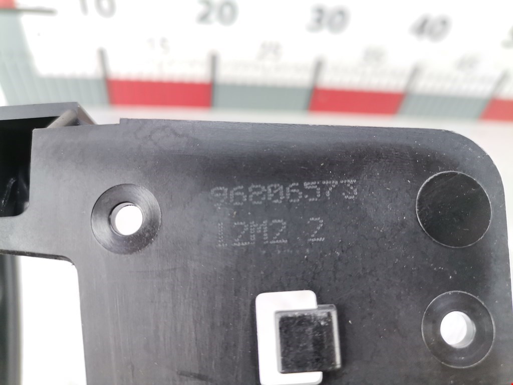 Ручка дверная задняя внутренняя левая PEUGEOT Expert II 2007-2016