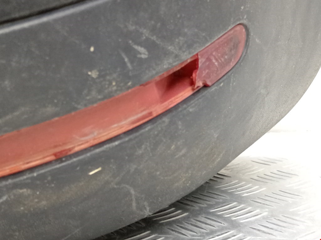 Бампер задний VOLKSWAGEN Touareg 2002-2010